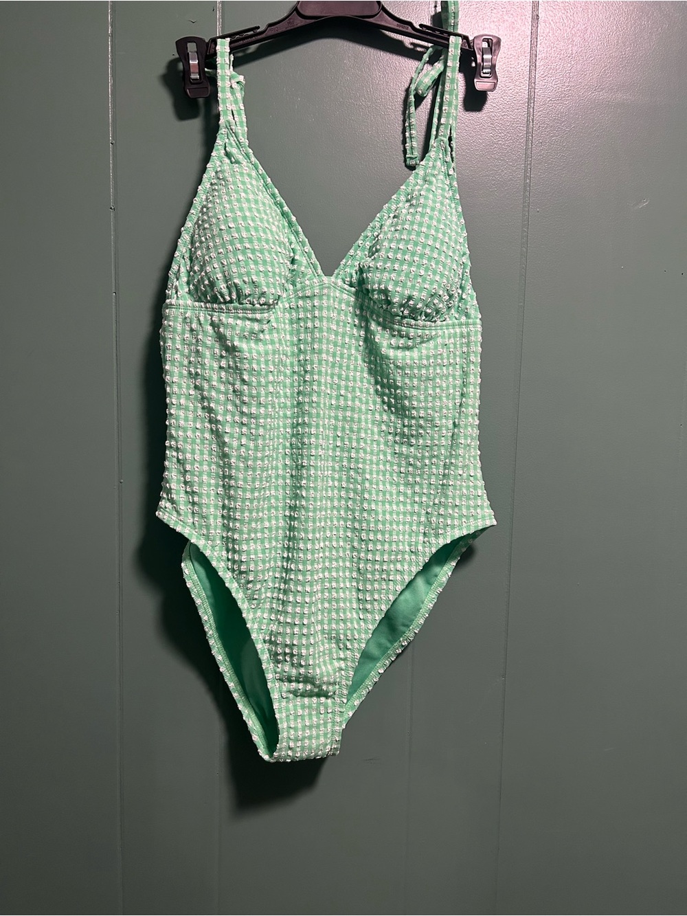 Women’s Time and true one piece bathing suit